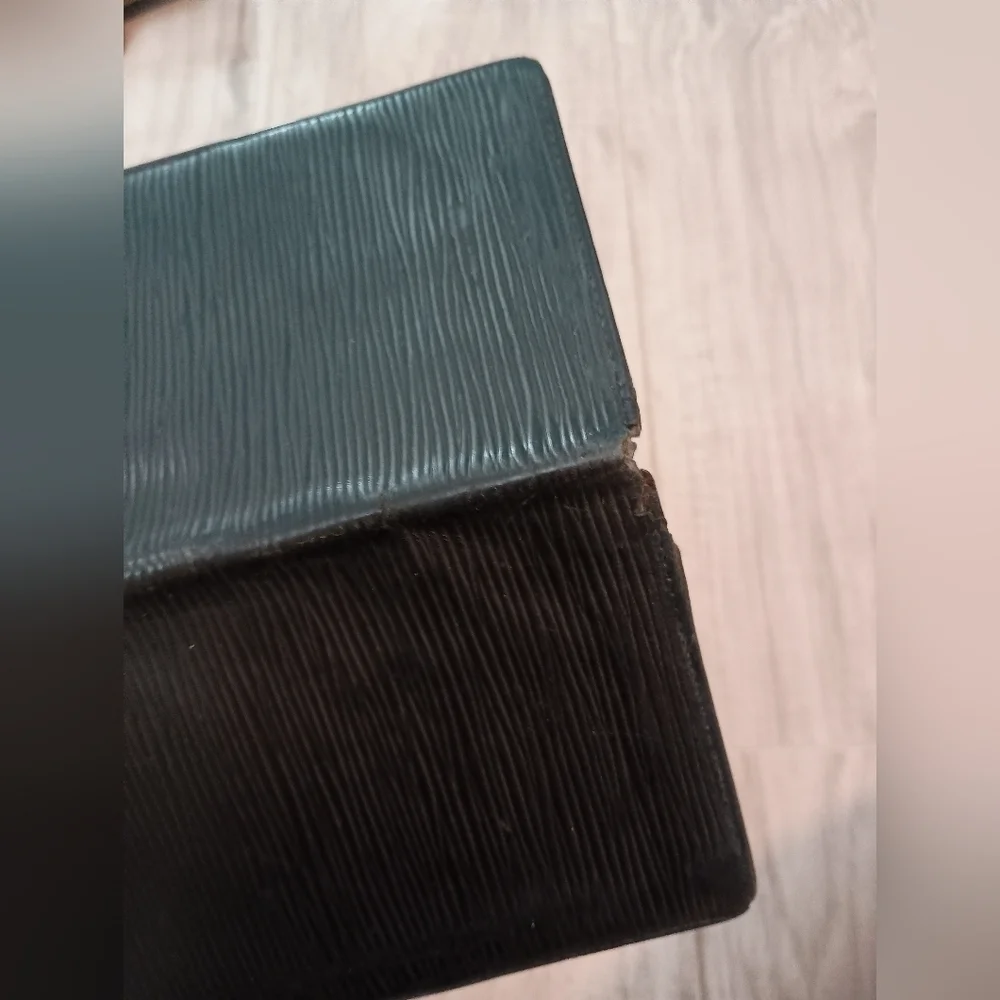 Louis Vuitton Epi Black Long Bifold Wallet/ check book